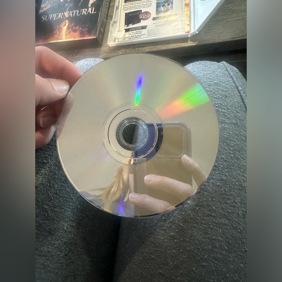 Wii Trivial Pursuit Bet You Know It Game With Case - Picture 8 of 9